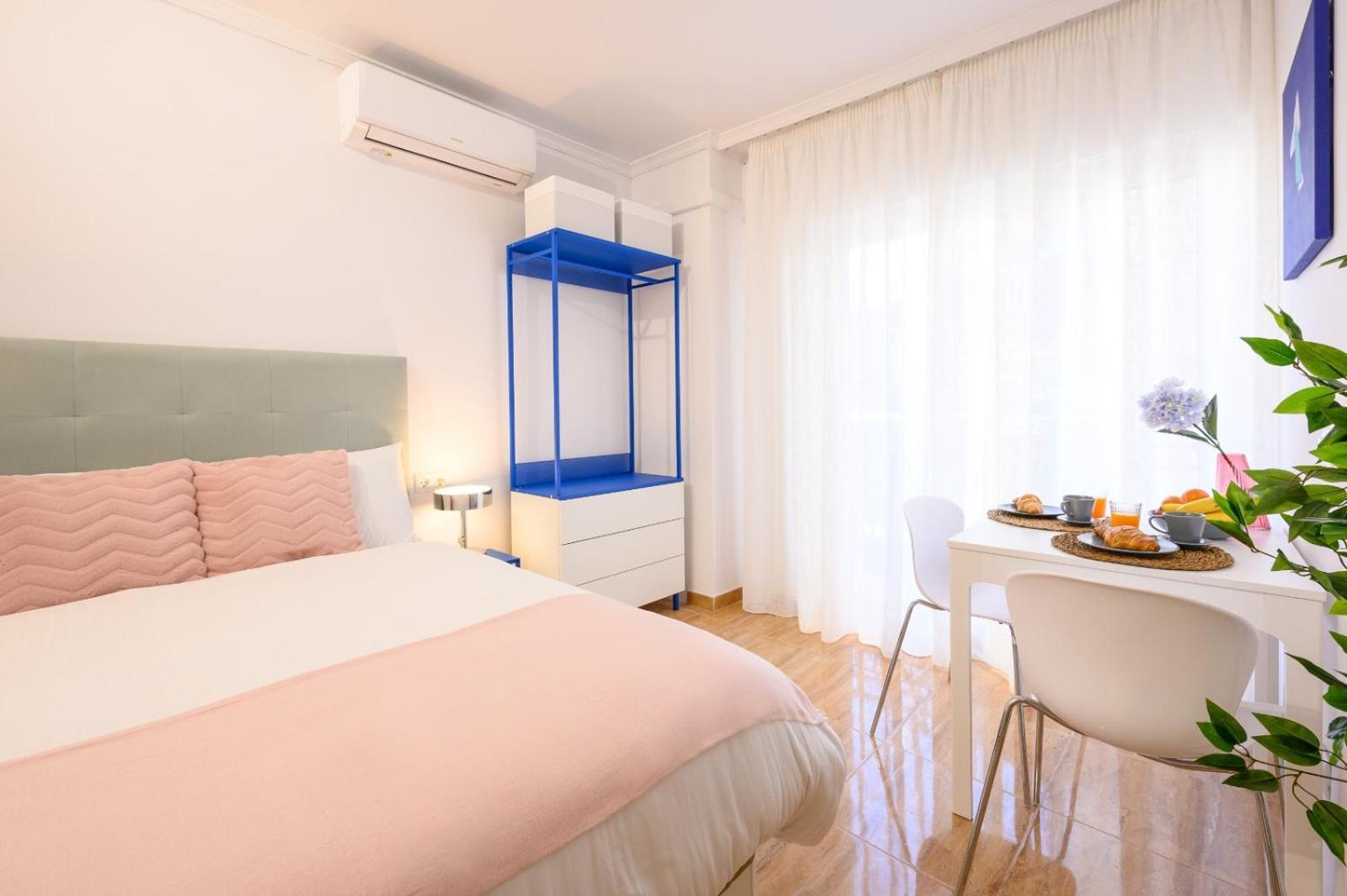 El Yate In Front Of The Sea By 10Tosea Apartment Фуeнхирола Екстериор снимка